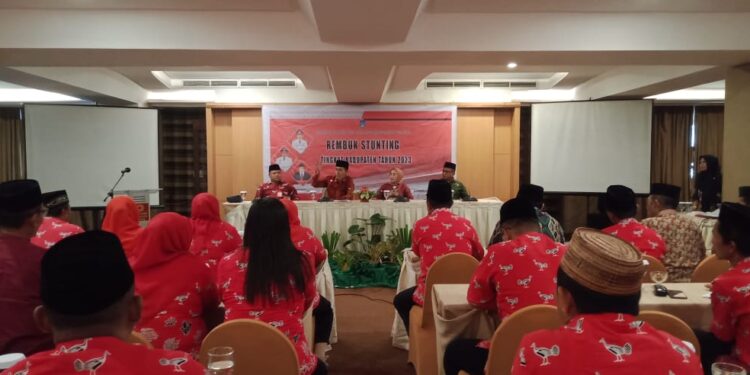 Kadis KBPP-PA Bolsel Ikuti Rembuk Stunting Tingkat Kabupaten