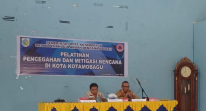BPBD Kotamobagu Lakukan Sosisalisasi Mitigasi Bencana Dini kepada Perangkat Desa dan Kelurahan