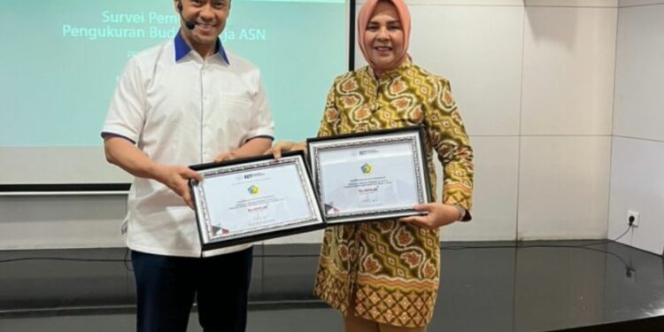 Pemkot Kotamobagu Kembali Meraih Penghargaan ASN BerAKHLAK