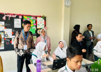 Bupati Iskandar Didampingi Kadisdik Bolsel, Kunjungi SMP IT Al-Haraki Depok