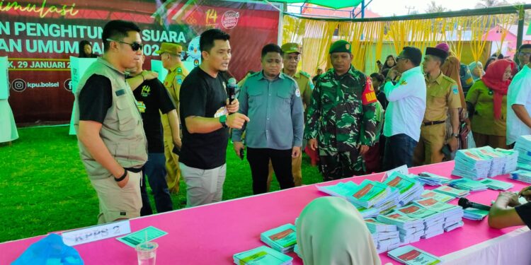 Matangkan Kesiapan Pemilu 2024, KPU Bolsel Gelar Simulasi di Kecamatan Pinolosian
