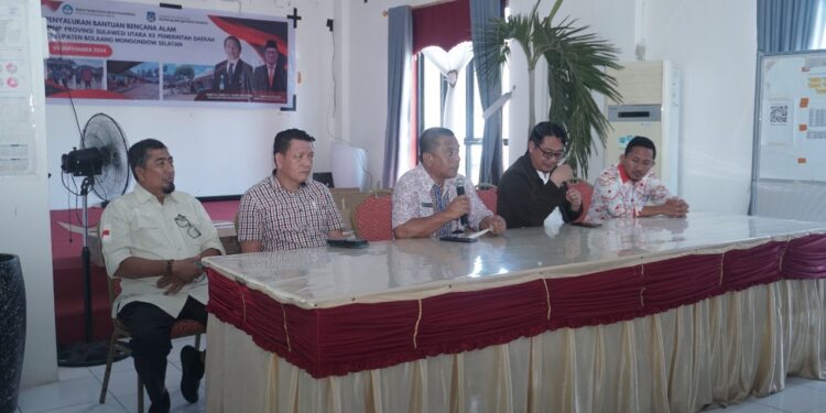 BPMP Sulut Serahkan Bantuan untuk Sekolah Terdampak Banjir di Bolsel