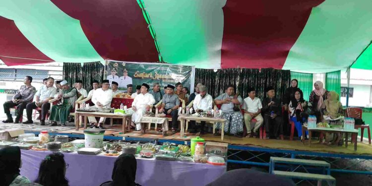 Bupati Yusra Dan SKPD Bolmong Safari Ramdahan Di Desa Kosio Dan Doloduo