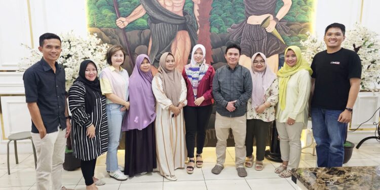 Direktur RSUD Bolsel, dr Sadly Mokodongan, Gelar Rapat dengan Dokter Spesialis