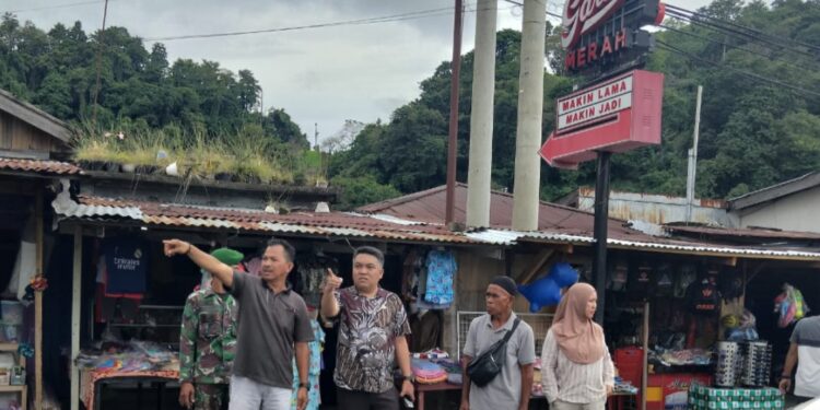 Akibat Lapak Di Pinggir Jalan Kelurahan Inobonto, Pemkab Bolmong Bakal Tertibkan Untuk Urai Kemacetan