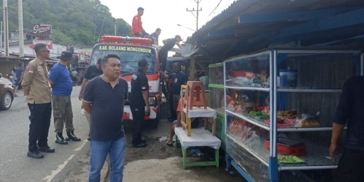 Sat Pol-PP Bolmong Dan Forkopimcab Bolaang Tertibkan Pasar Inobonto