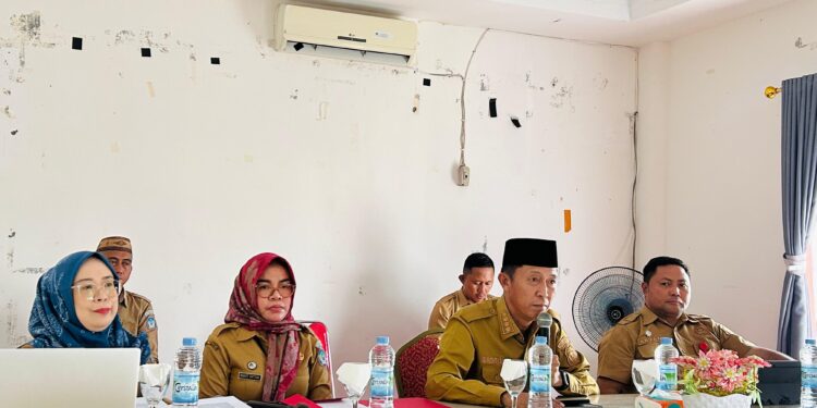 Disdikbud Bolsel Gelar Rapat Evaluasi Kinerja Kepala Sekolah, Bupati Tekankan Penguatan Kepemimpinan