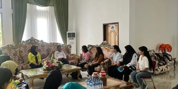 Kunjungi Dinas Kesehatan Propinsi Dan Audens Dengan CHAI Ketua TP-PKK Kalsum Alhabsy Perkuat Penanganan Stunting Di Bolmong