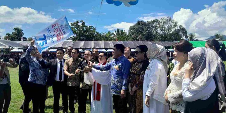 Bupati Dan Wabup Bolmong Bersama YSK Hadiri Perayaan Pekabaran Injil GMIBM Ke-121 Bersinode Ke-75 Desa Tonom