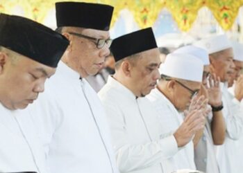 Bupati Yusra Alhabsy Sholat Ied Idul Adha Di Kampung Halamannya Inobonto