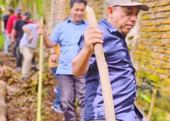 Bupati Dan Wabup Bolmong Turun Langsung Tinjau Bak Penampung Air PDAM Bolmong Di Tobongon Boltim