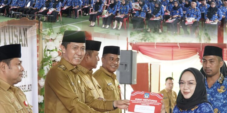 Bupati Bolsel Serahkan SK Pengangkatan 105 ASN PPPK Tahun 2024
