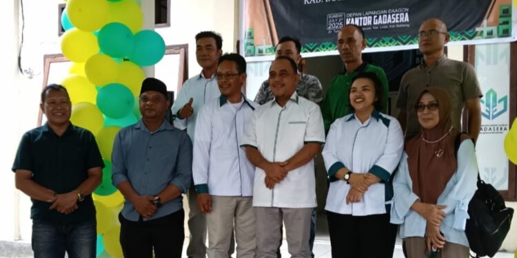 Bupati Bolmong Yusra Alhabsy Resmikan Kantor Perumda Gadasera Bolmong