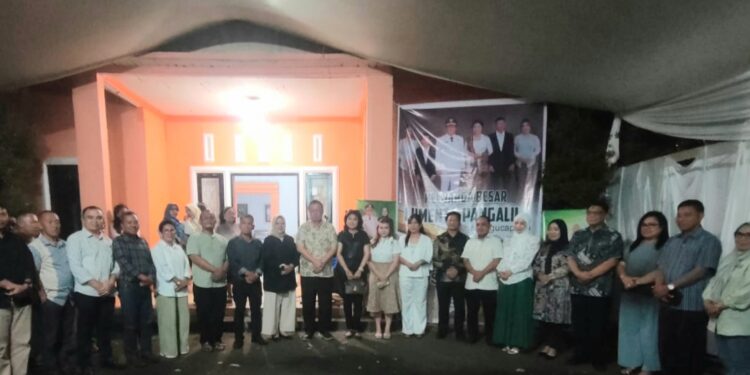 Di Hadiri Bupati Bolmong Yusra Alhabsy Dan SKPD Bolmong,Wabup Dony Lumenta Rayakan Pengucapan Syukur Di Rumahnya