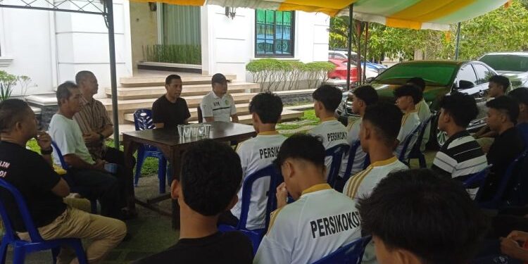 Wali Kota Dukung Penuh Pemain Sepak Bola, di 8 Besar Soeratin Cup
