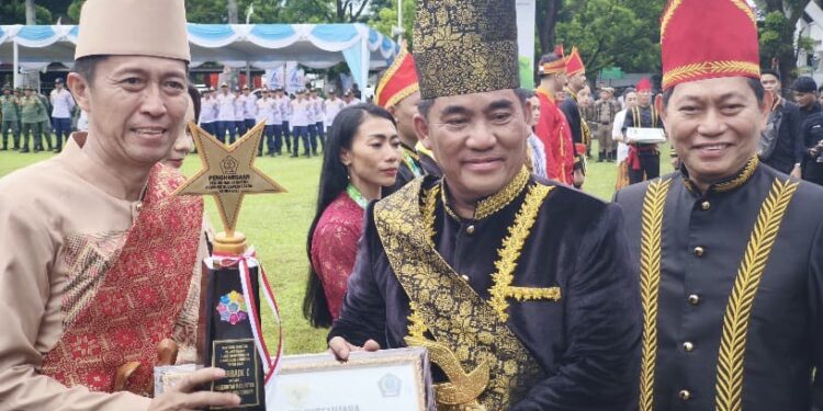 Kabupaten Bolsel Raih Penghargaan Terbaik 1 Penanganan Stunting