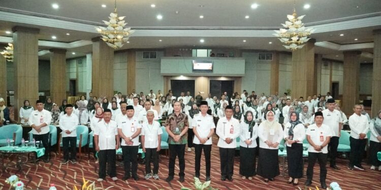 Disdikbud Bolsel Gelar Bimtek Pengelolaan BOSP 2025