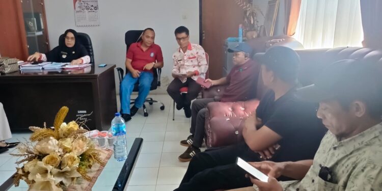 Gelar Pertemuan, Camat Sampaikan Aspirasi Masyarakat Tolak PETI di Puncak Landaso Popodu