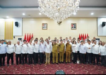 Ketum Dekopin Bersama Gubernur YSK Melantik Wabup Dony Lumenta Sebagai Wakil Ketua Dewan Koperasi Indonesia Wilayah Sulut