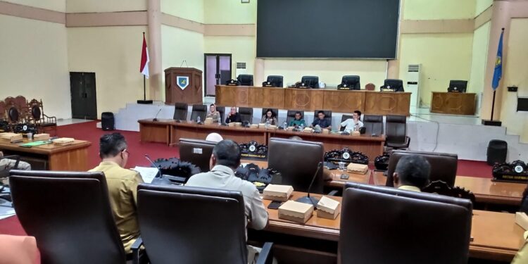 Komisi II DPRD Bolmong Gelar Rapat Kerja Bahas Percepatan Program Tahun Anggaran 2025