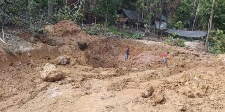 Aktivitas Diduga PETI Nekat Beroperasi di Puncak Landaso Popodu Meski Ditolak Warga