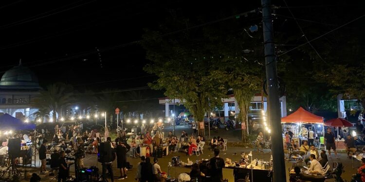 Pemda Bolsel Uji Coba Alun-alun Molibagu sebagai Pusat Aktivitas UMKM