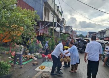 Satpol PP Kotamobagu Tindak Pedagang yang Gunakan Fasilitas Umum