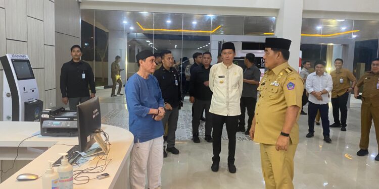 Kunjungi RSUD Bolaang Mongondow Selatan, Gubernur YSK Janji Tambah Dokter