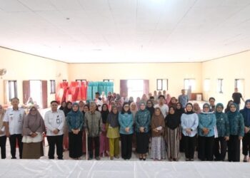 TPPKK Kotamobagu Salurkan Bantuan Sembako Kepada Masyarakat Yang Membutuhkan