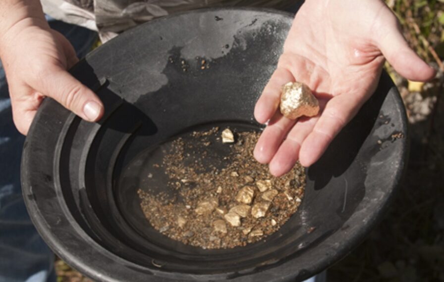 Keresahan Masyarakat Penambang Emas Kini Mulai Ada Angin Segar