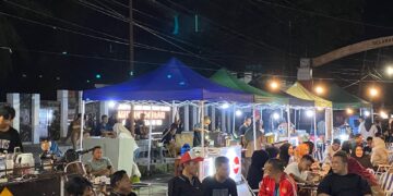 Bupati Iskandar Kamaru Nikmati Malam Minggu Bersama Warga di Gate Marligo Molibagu