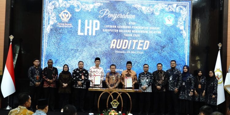 Bolsel Raih WTP ke-12 Kali Berturut-turut, Bupati Iskandar Kamaru Hadiri Penyerahan LHP LKPD 2025