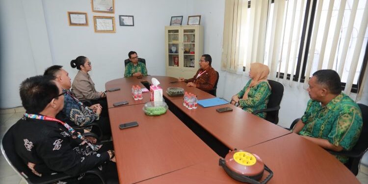 Perkuat Sinergi Pengawasan Penyiaran, Diskominfo Kotamobagu Terima Kunjungan KPID Sulut