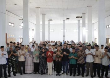 Wali Kota Hadiri Halal Bi Halal di Kotamobagu Barat