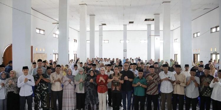 Wali Kota Hadiri Halal Bi Halal di Kotamobagu Barat