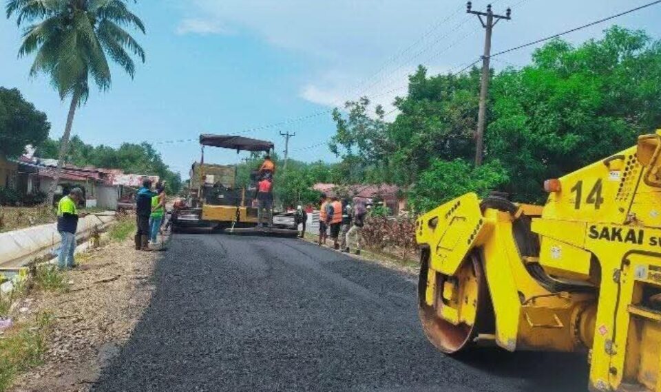 Jalan Buntalo Di Perbaiki Bukti Nyata Yusradon Penuhi Janji Kepada Rakyat