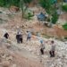 Penertiban Aparat Di Lokasi Bakan,Satu Warga Terluka,Saat Ini Warga Terus Bertahan Di Lokasi