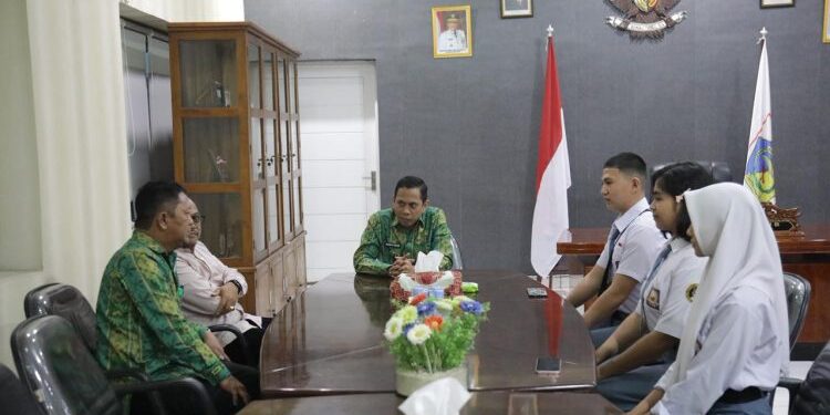 Wali Kota Kotamobagu Terima Calon Paskibraka Berprestasi