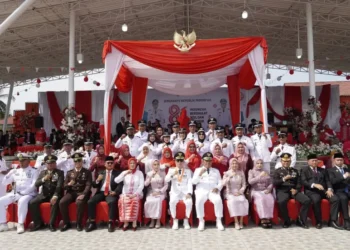 Ketua DPRD Bolsel Bacakan Teks Proklamasi pada Upacara HUT ke-81 Kemerdekaan RI
