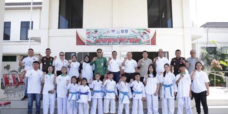 Wali Kota Lepas Kontingen Gojukai Kotamobagu