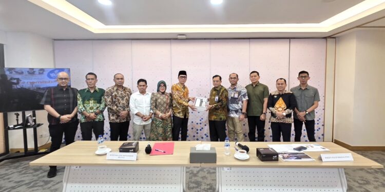 Bupati Bolsel Audiensi dengan Kemendikdasmen, Usulkan Pembangunan Sekolah Nasional Terintegrasi
